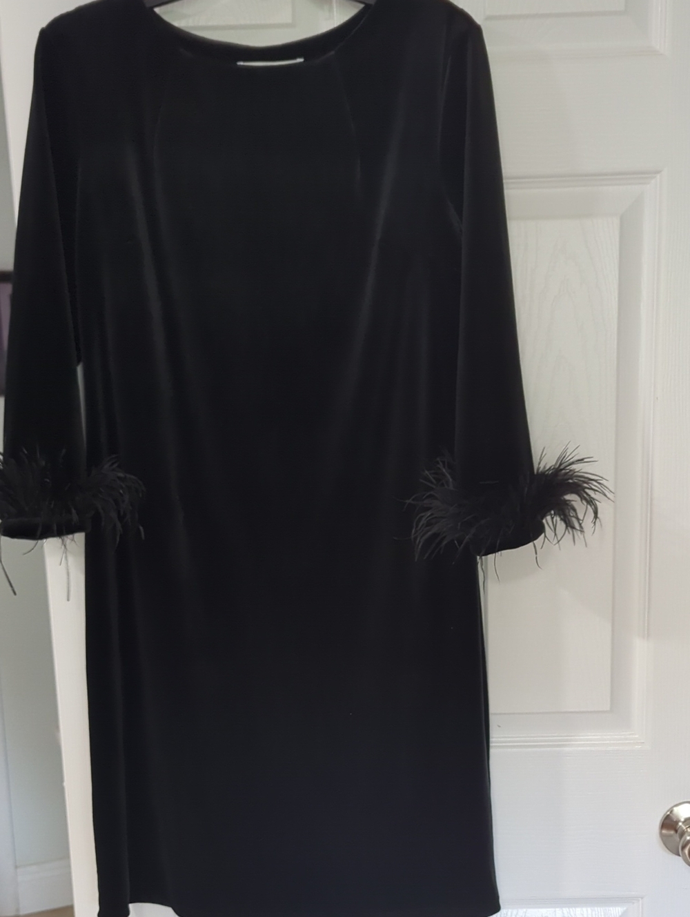 NWT Jude Connally Black Velvet Shift Dress with Feather Cuffs Medium